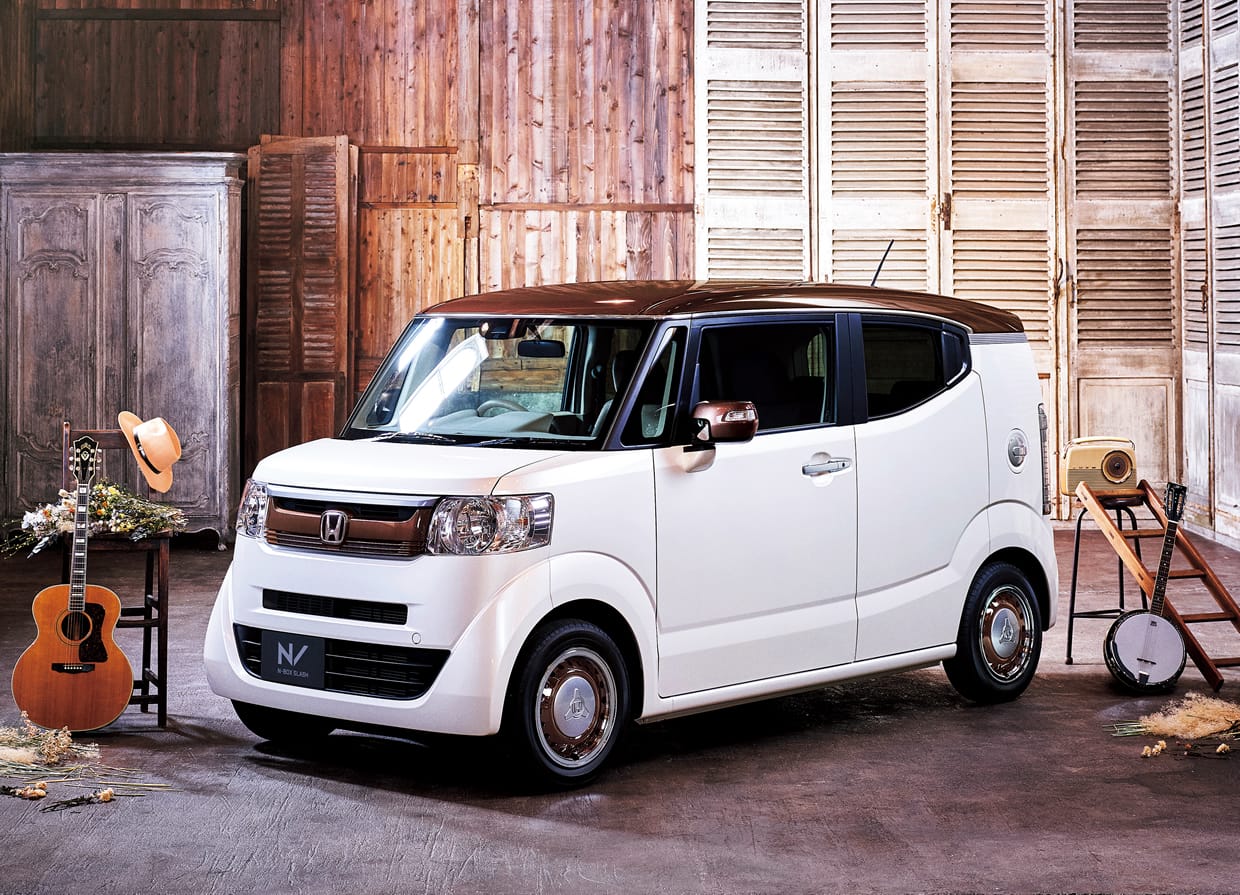 N-BOX SLASH G・L「NOVA COUNTRY STYLE」 ※ 小物類は撮影のために用意したものです